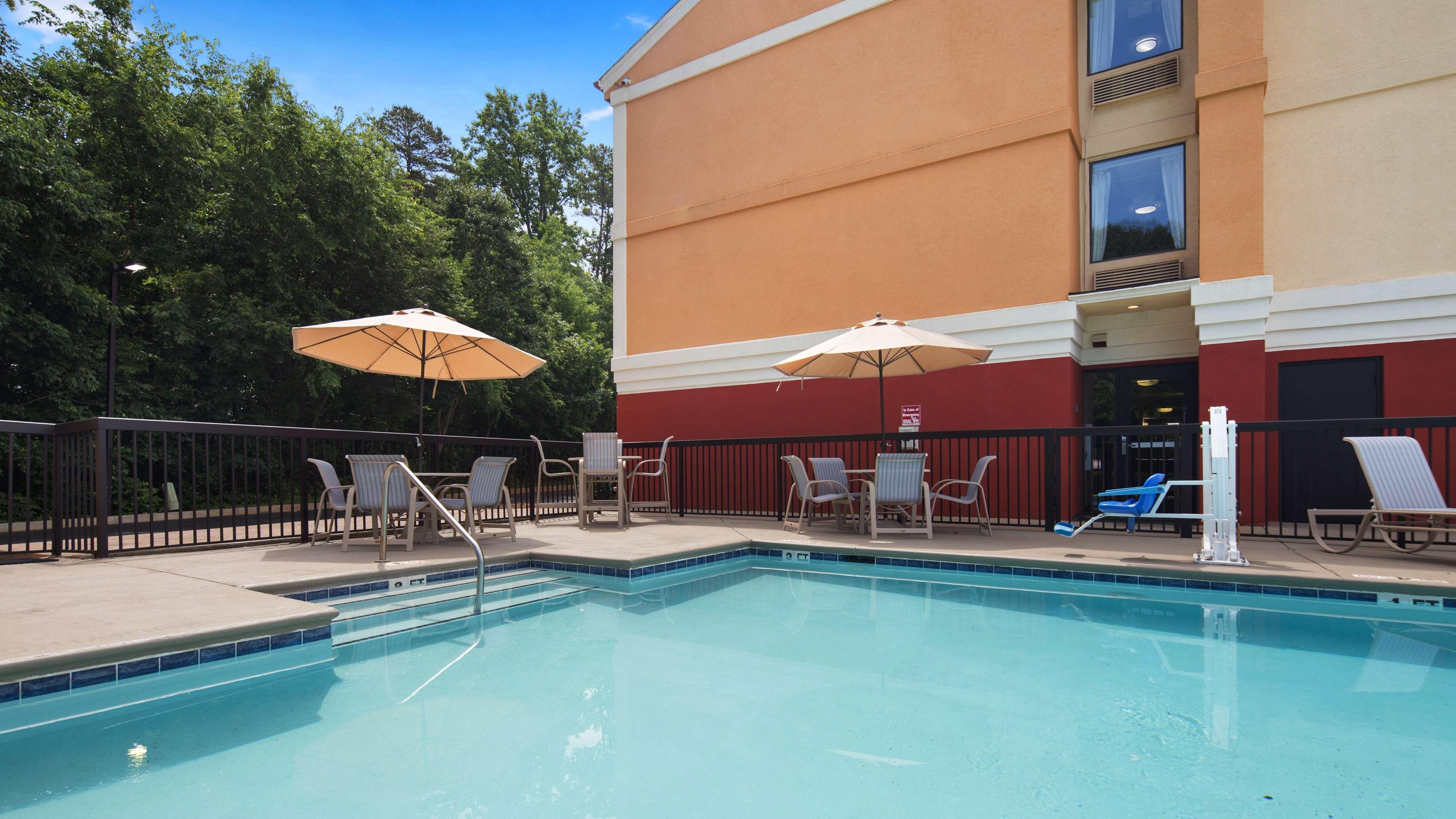 Best Western Plus Huntersville Exterior photo